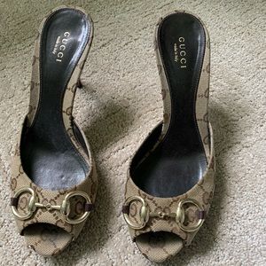 Gucci sandals